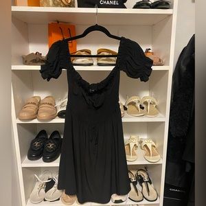 Forever 21 cute black dress size small scrunch bust